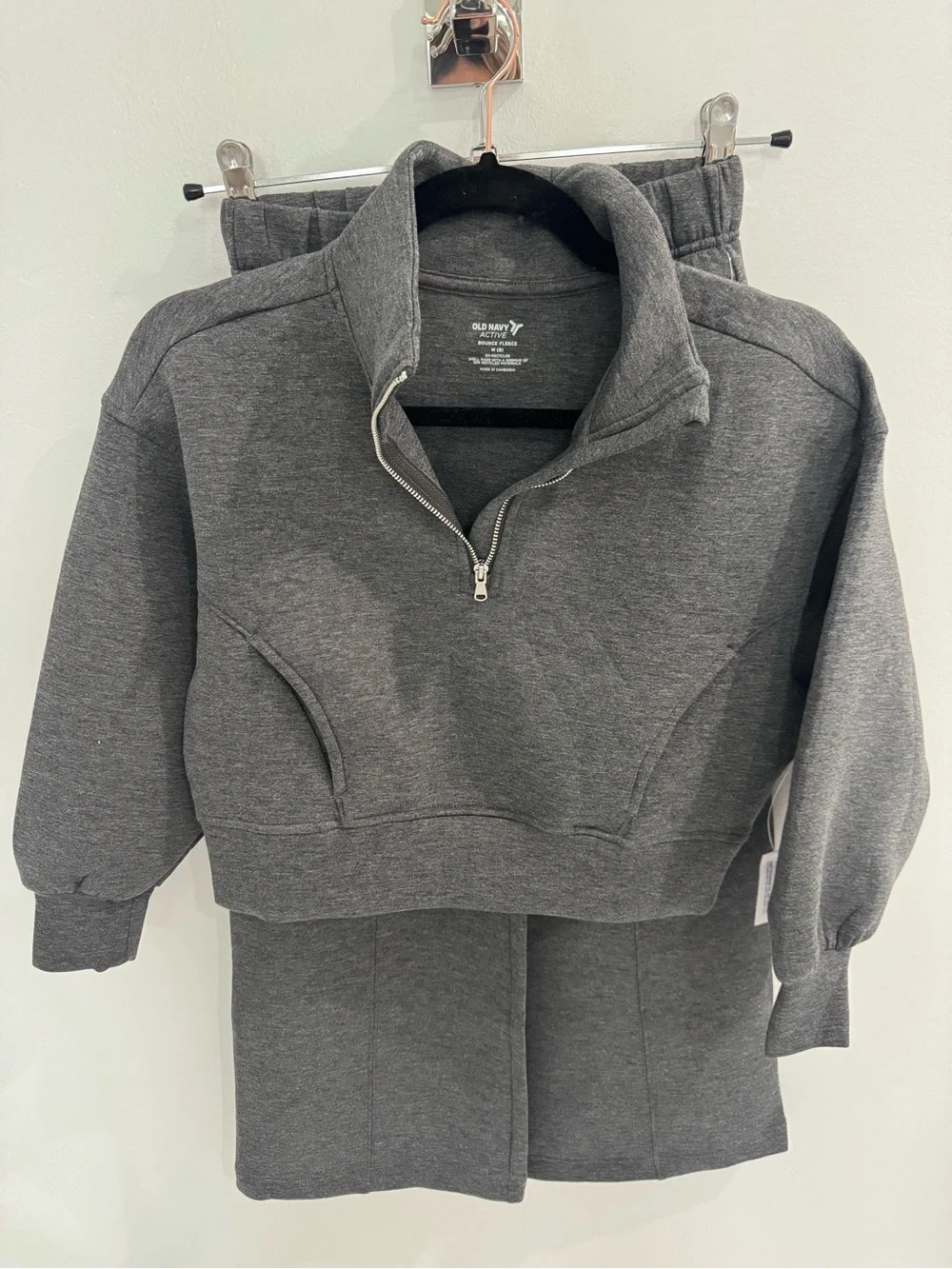 OLD NAVY Bounce fleece Girls' Dark Gray Half-Zip Sweatshirt Top size 8 kids